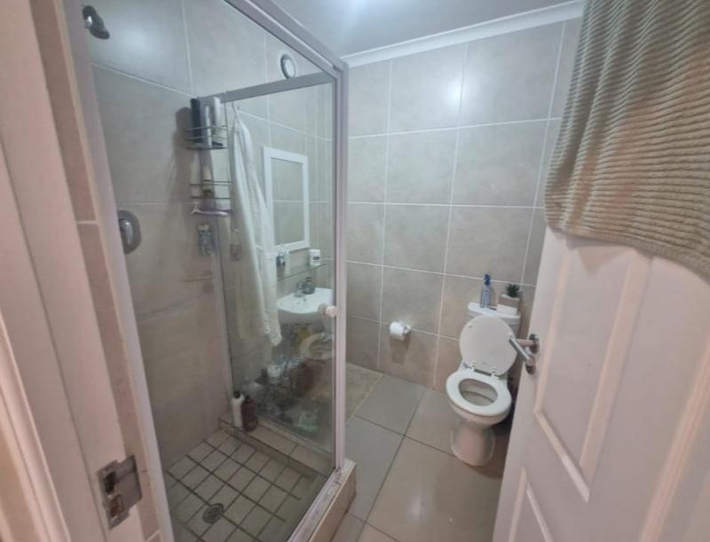 To Let 1 Bedroom Property for Rent in Rondebosch Western Cape
